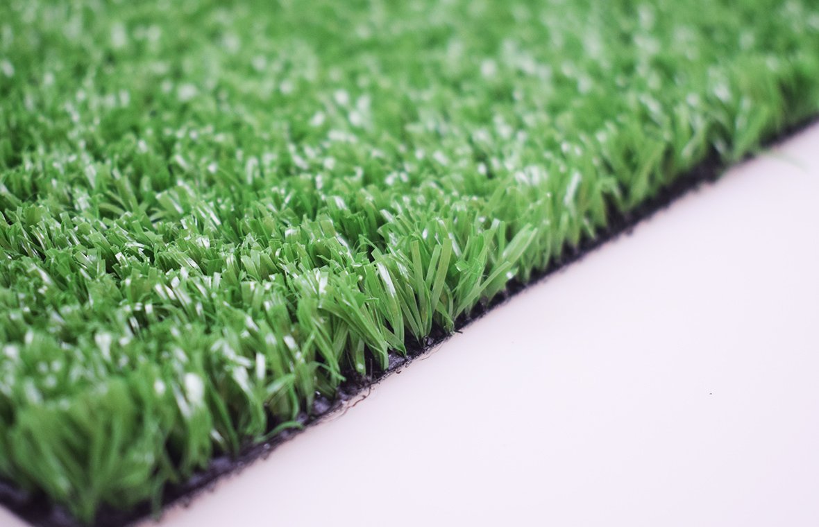 15MM HIGH DENSITY GREEN ARTIFICIAL GRASS