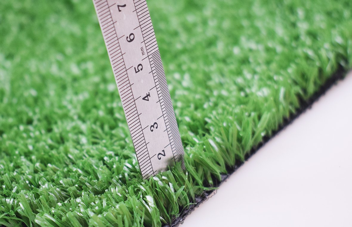 15MM HIGH DENSITY GREEN ARTIFICIAL GRASS